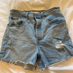 Aritzia Ribcage Jean Shorts
